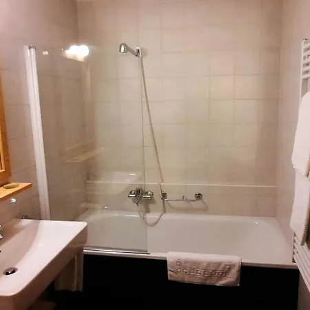 Apartament Et Studio, *